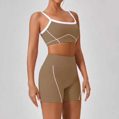 Women's contrast colour fitness set with moisture-absorbing fabric