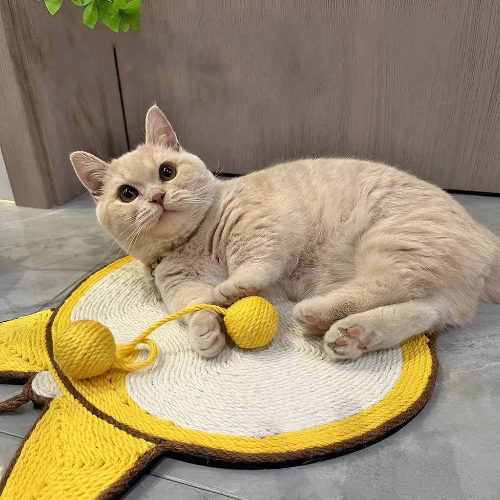 Yellow sisal cat scratching board with corgi design and anti-slip base measuring 37x40cm