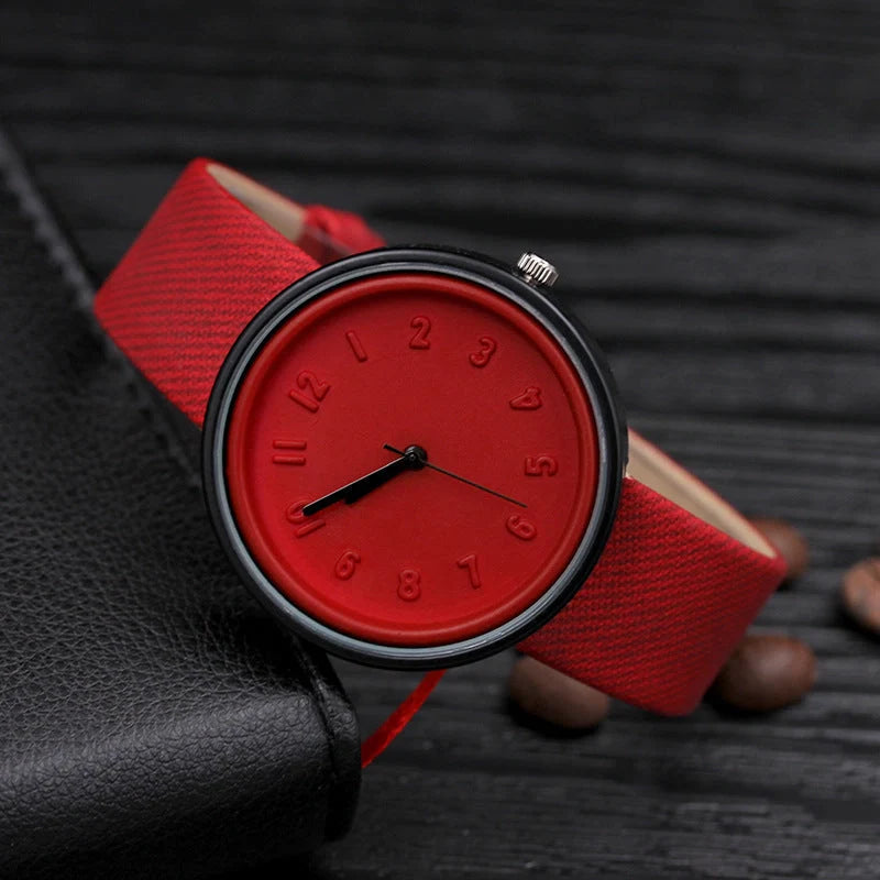Creative ladies quartz watch with various color options, featuring a PU leather strap and mineral glass mirror