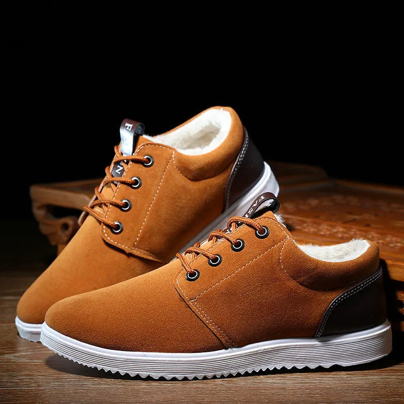 Winter men's casual shoes in black with scrub and cotton upper and lace-up closure