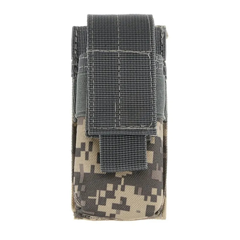Military MOLLE waist bag for pistol magazines in 600D nylon with elastic cord closure