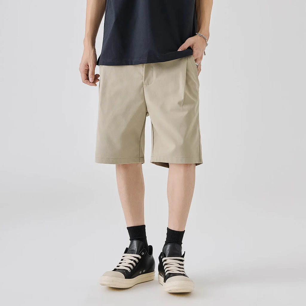 Men's straight-leg summer trousers in khaki colour with shorts length and micro elastic polyester fabric