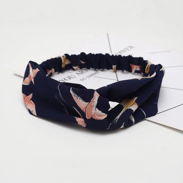 Women's retro style printed headband with elastic free size in vintage-inspired prints