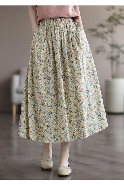 Floral printed cotton skirt in little yellow and blue flowers, urban leisure style
