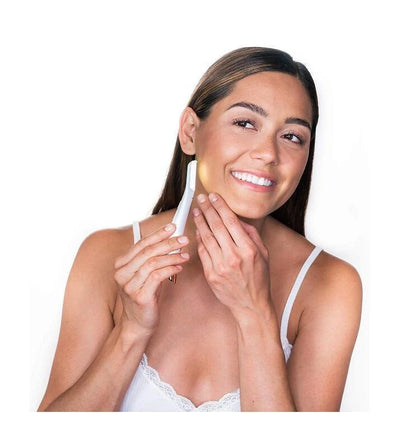 New ladies shaver in white, compact and portable for smooth skin care