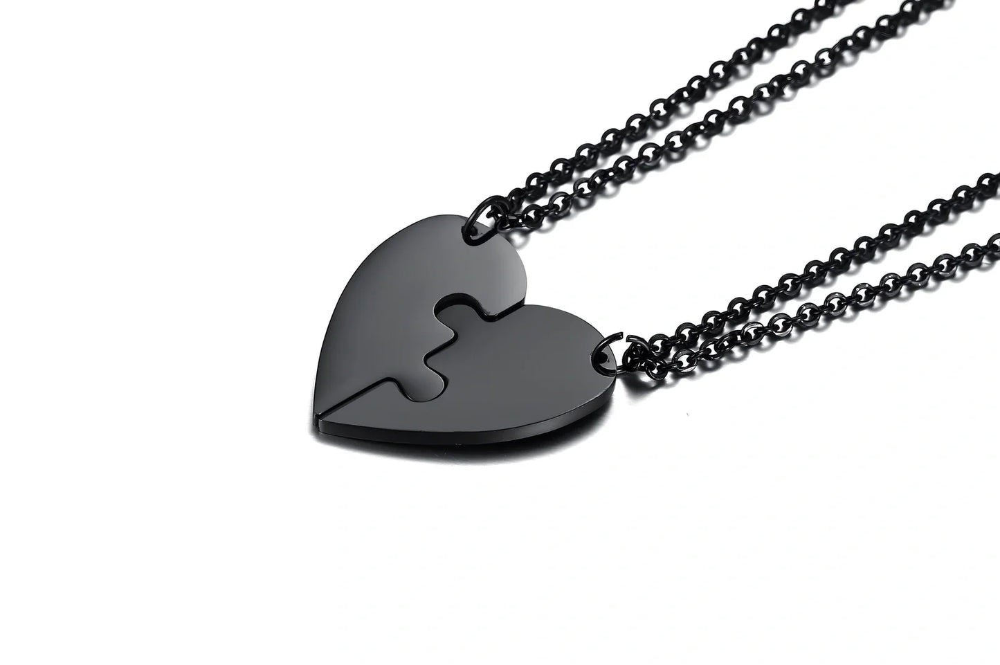 Heart-shaped titanium steel friendship pendant set in silver, gold, black with optional 51-80cm chain, rust-resistant two-piece unisex jewellery