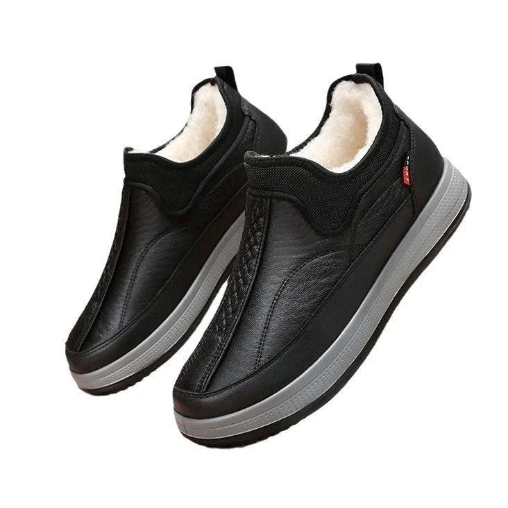 Men's winter ankle boots with fleece lining, platform sole, and non-slip traction