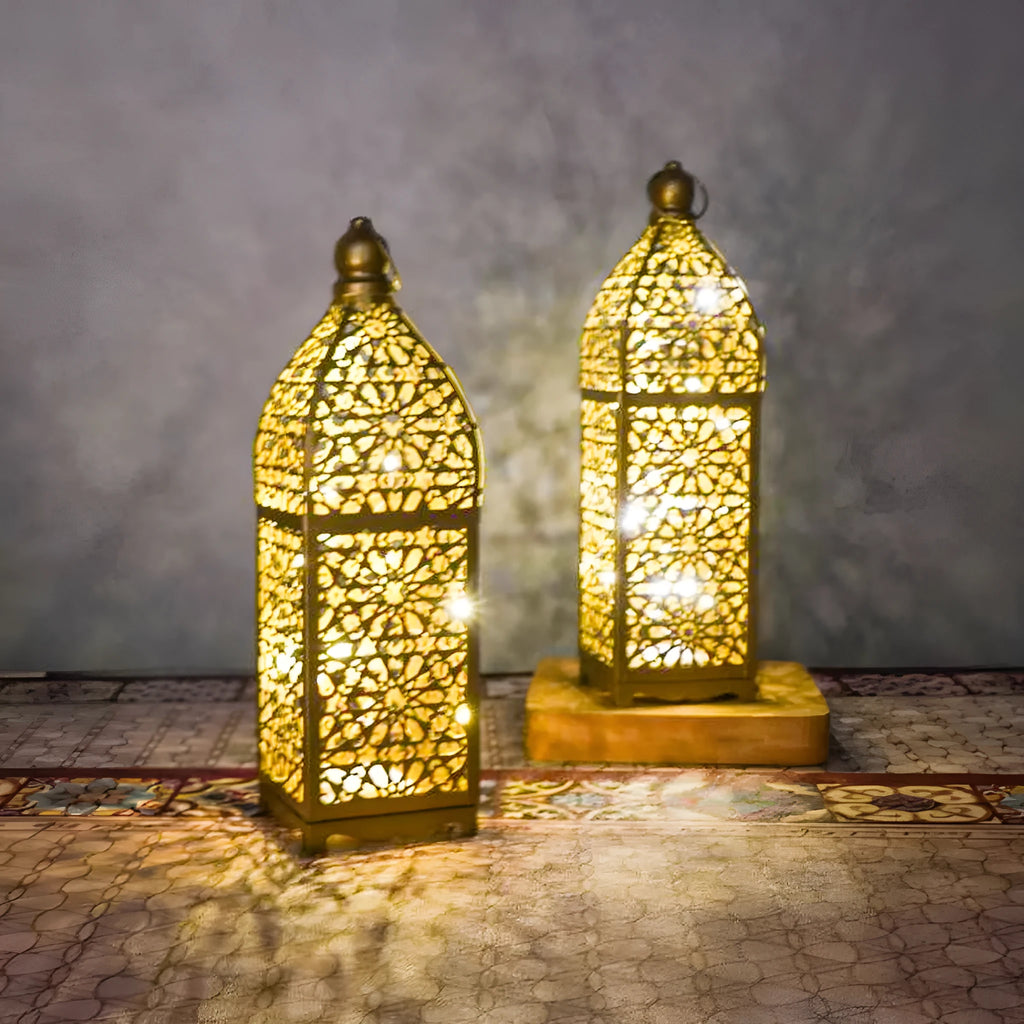 Modern simplicity iron barn lantern hollow four-corner ornament in gold, three sizes
