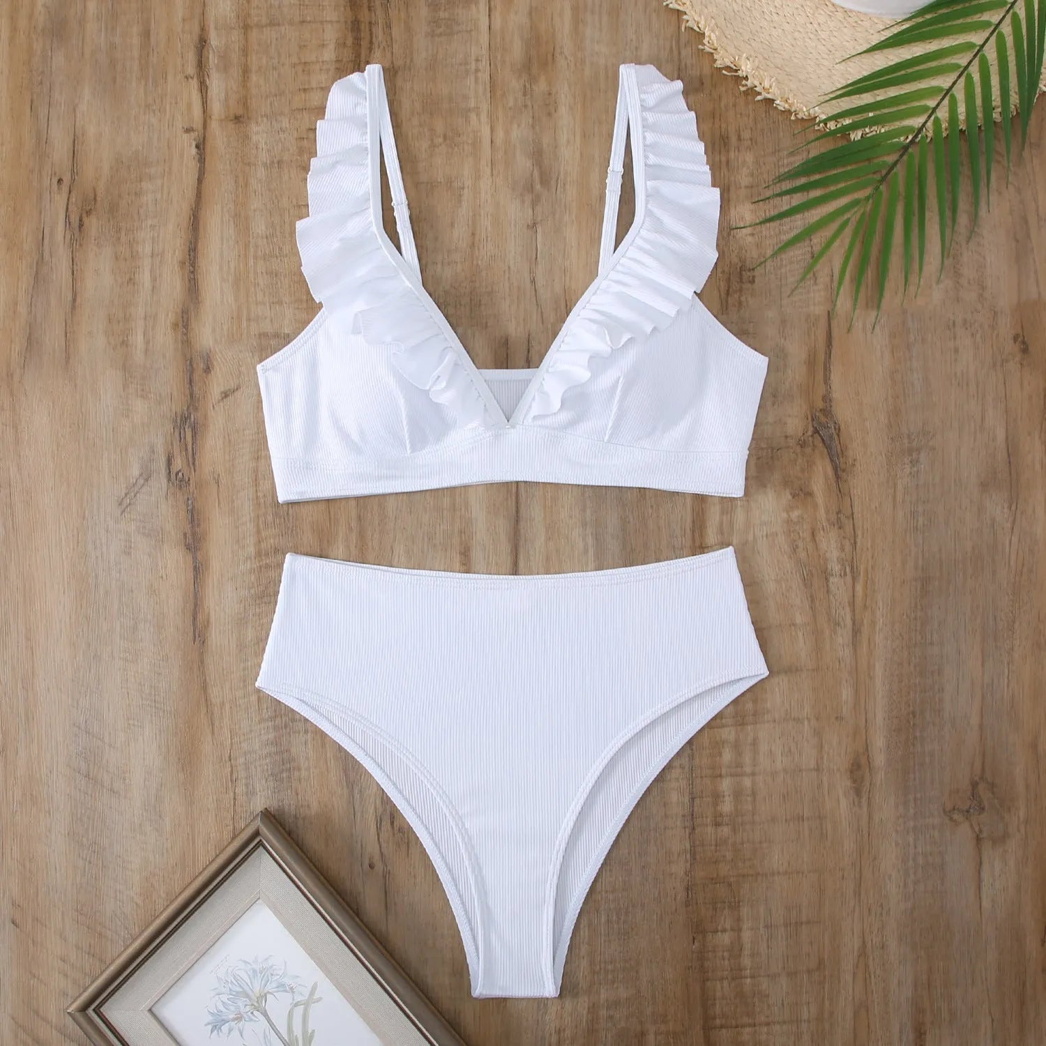 Retro style black and white striped bikini swimwear with split small chest design