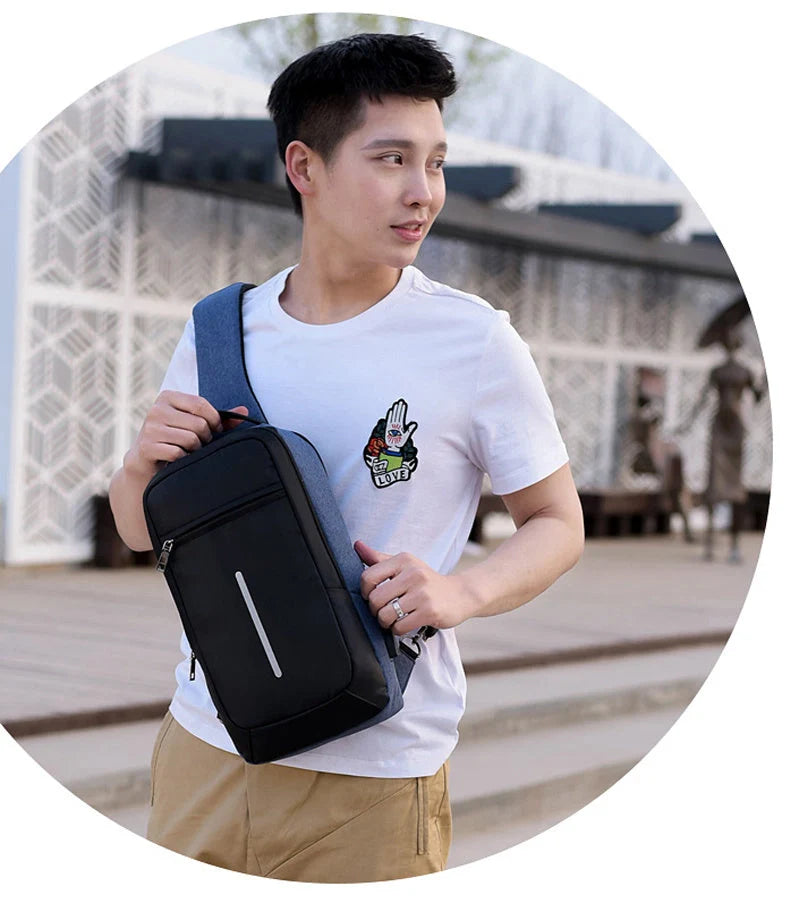 Anti-theft USB charging chest bag in various colours with secure zipper and computer pocket
