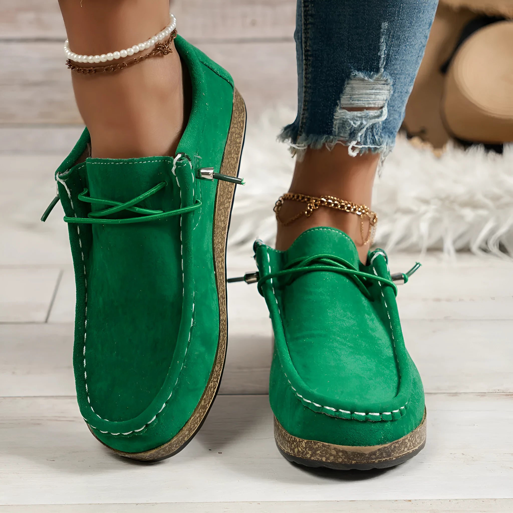 Women's green elastic slip-on casual shoes with PU upper, low top, round toe, flat heel