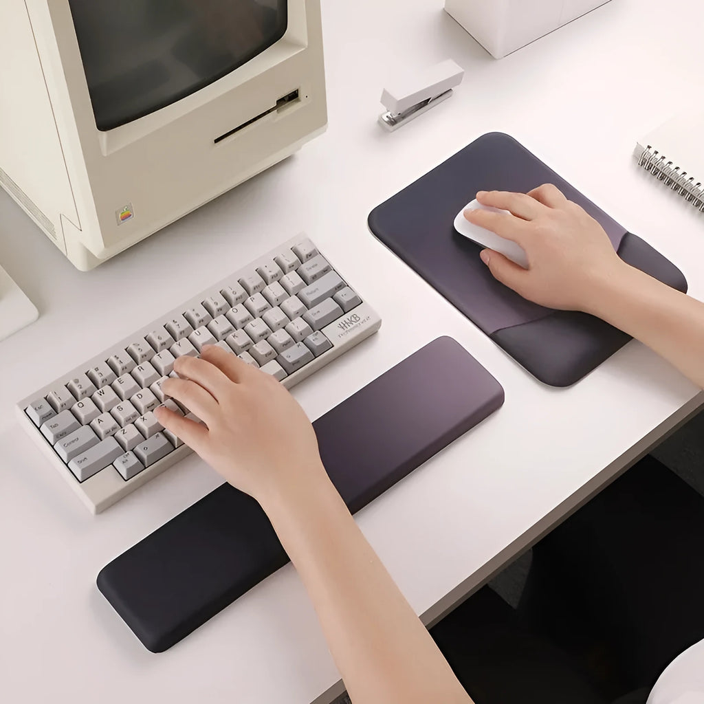 Square silicone gel wrist rest mouse mat with cloth surface in fresh style colour options
