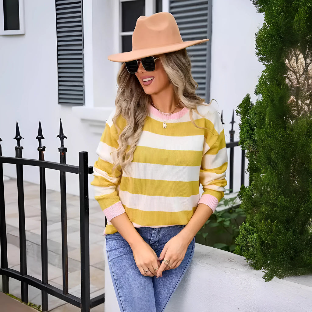 Women's striped acrylic sweater in loose fit with long sleeves and round neck