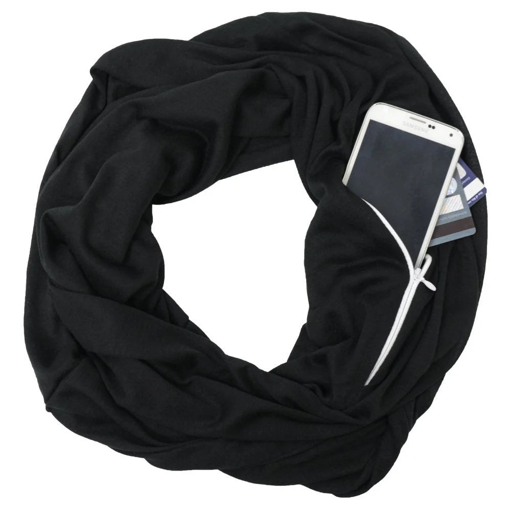 Pocket scarf with zipper pocket in various colours for winter warmth and storage
