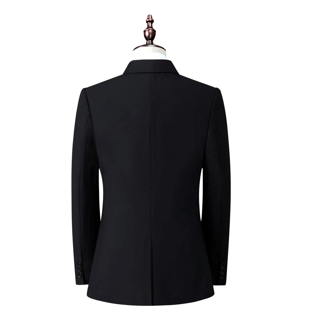 Men's slim fit business suit set in black with coat and trousers, formal workwear