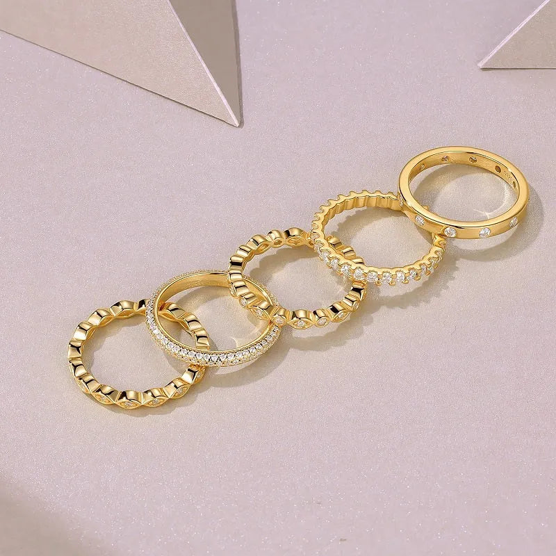 Gold-plated moissanite wedding ring set on white background with gift box, sizes 5-9, GRA certificate