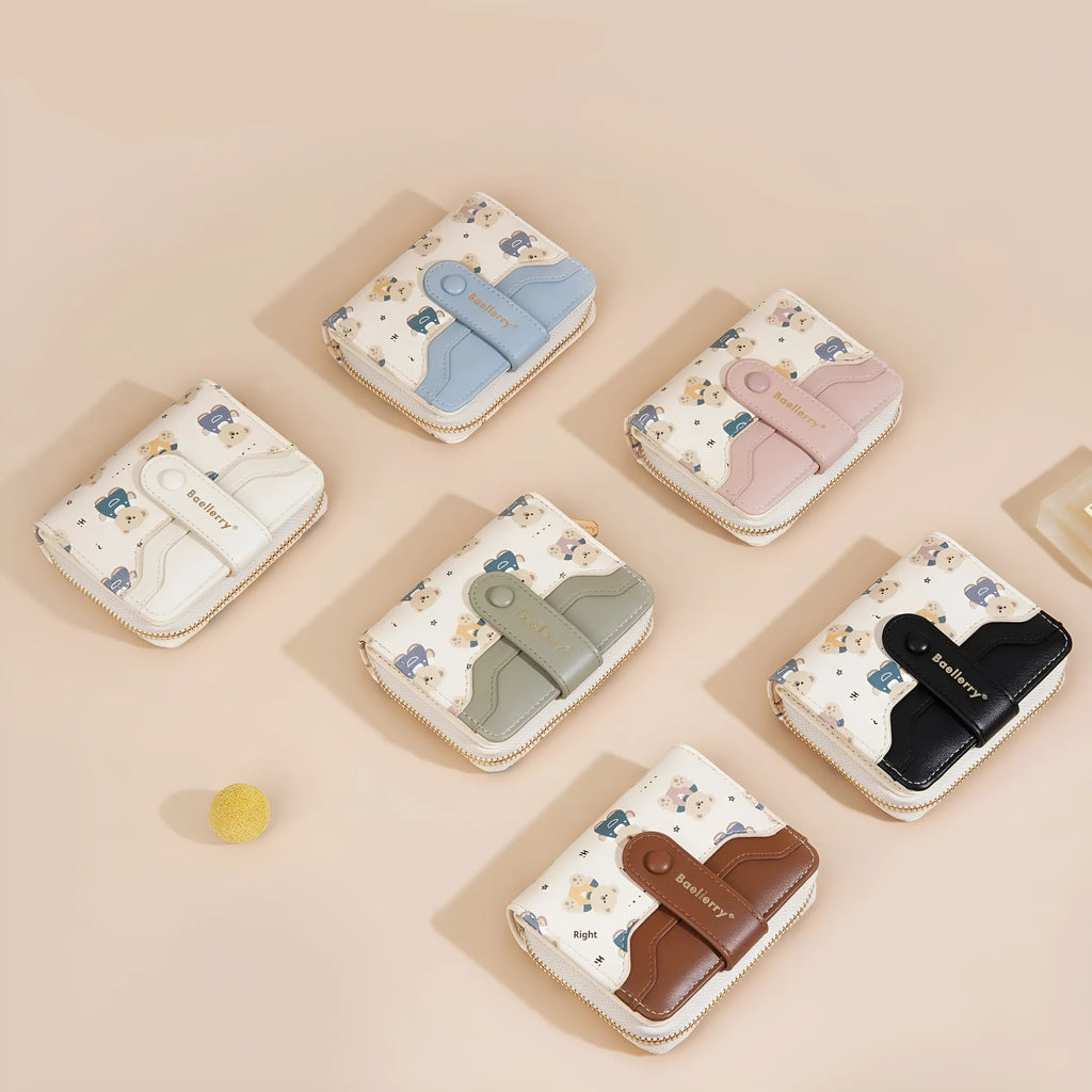 Short cartoon printed women's wallet in PU with sewing thread detail, horizontal square shape