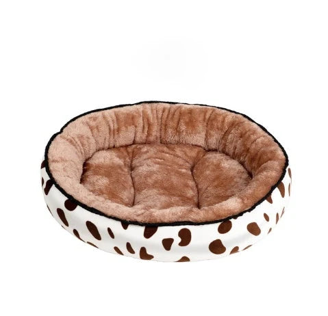 Durable dog mattress for pets up to 16kg, available in three sizes and multiple colors.