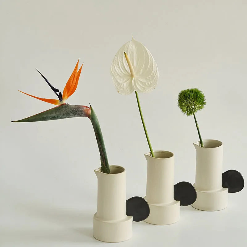 Fashion Simple Home medium ceramic vase misty moon hand-glazed finish 20cm tall on shelf