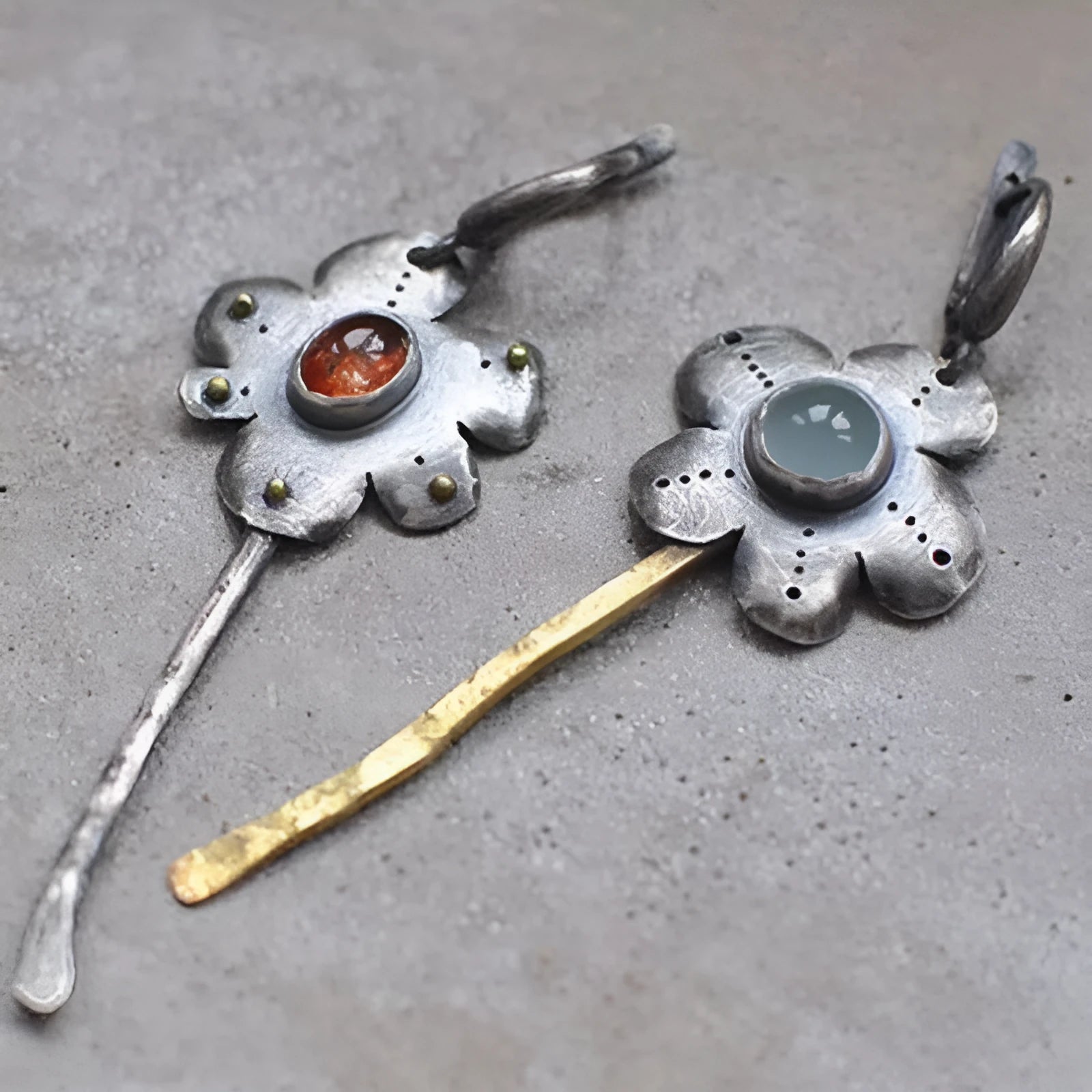 Long geometric flower earrings with retro styling and asymmetric two-colour electroplated finish