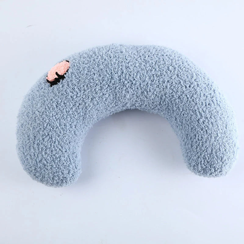 U-shaped faux fur pet pillow in blue, perfect for cats and small dogs up to 10lbs