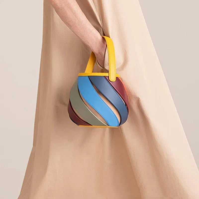 Cylindrical contrast stitching PU bucket bag in beige with diamond quilting and double shoulder strap