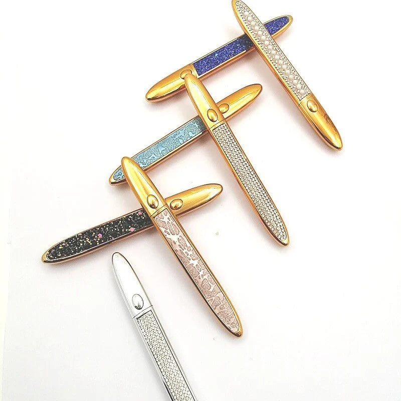 Multicolour self-adhesive false eyelashes with eyeliner for easy application