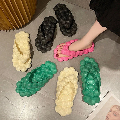 Women's bubble slippers in herringbone design, available in beige, rose red, black, and green