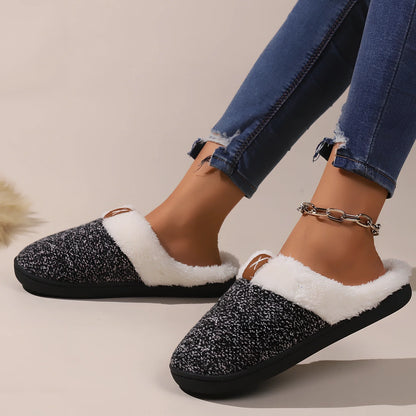 Winter plush slippers with thick sole and anti-slip pattern in burgundy colour