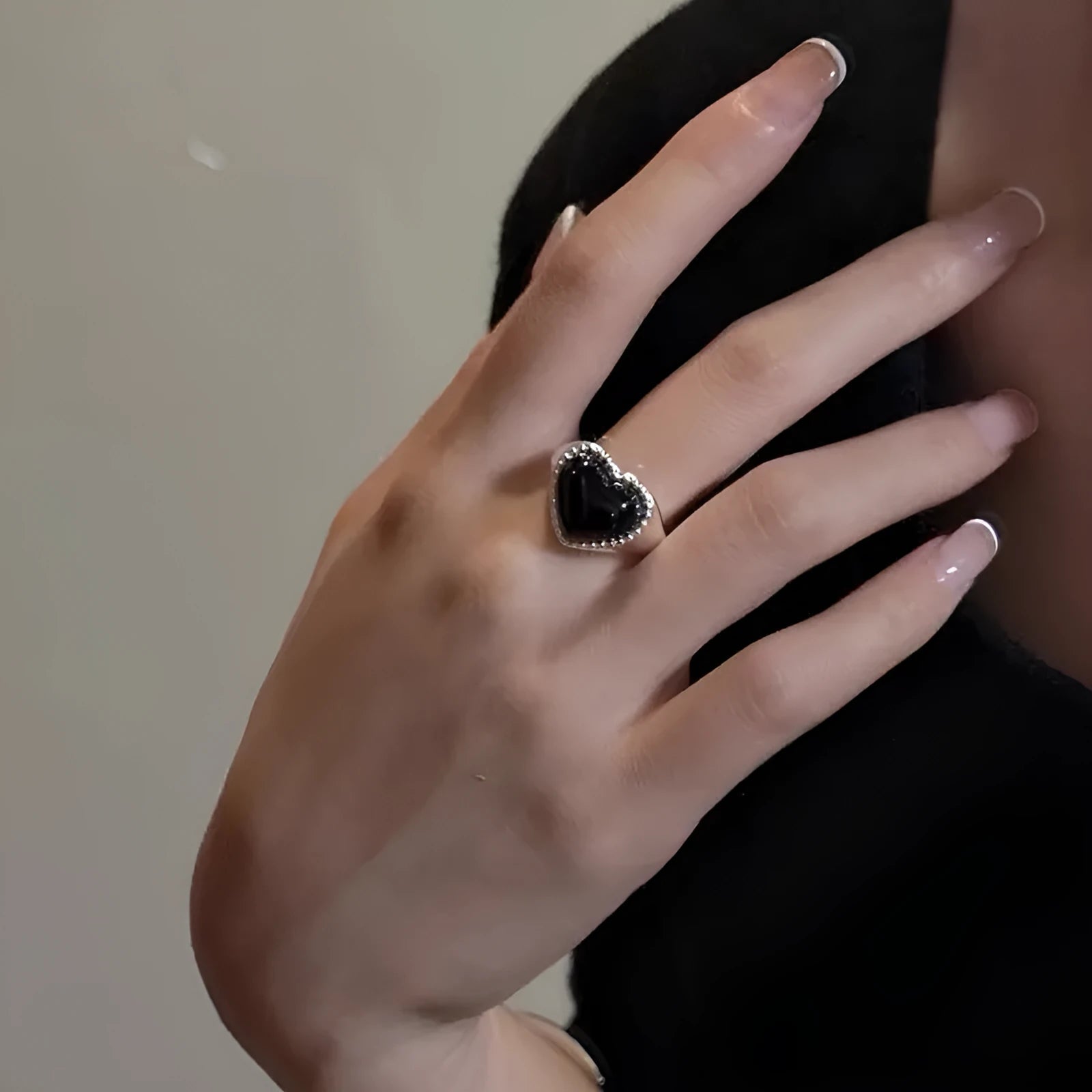 S925 sterling silver open mouth ring with black heart agate stone and adjustable design