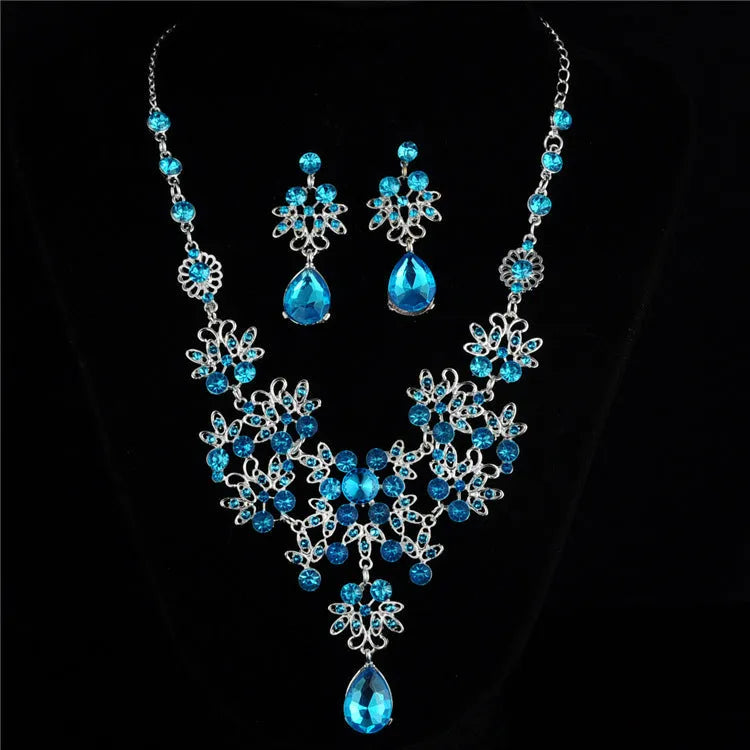 Alloy geometric necklace and earring set with diamond-cut finish, adjustable chain, six colour options