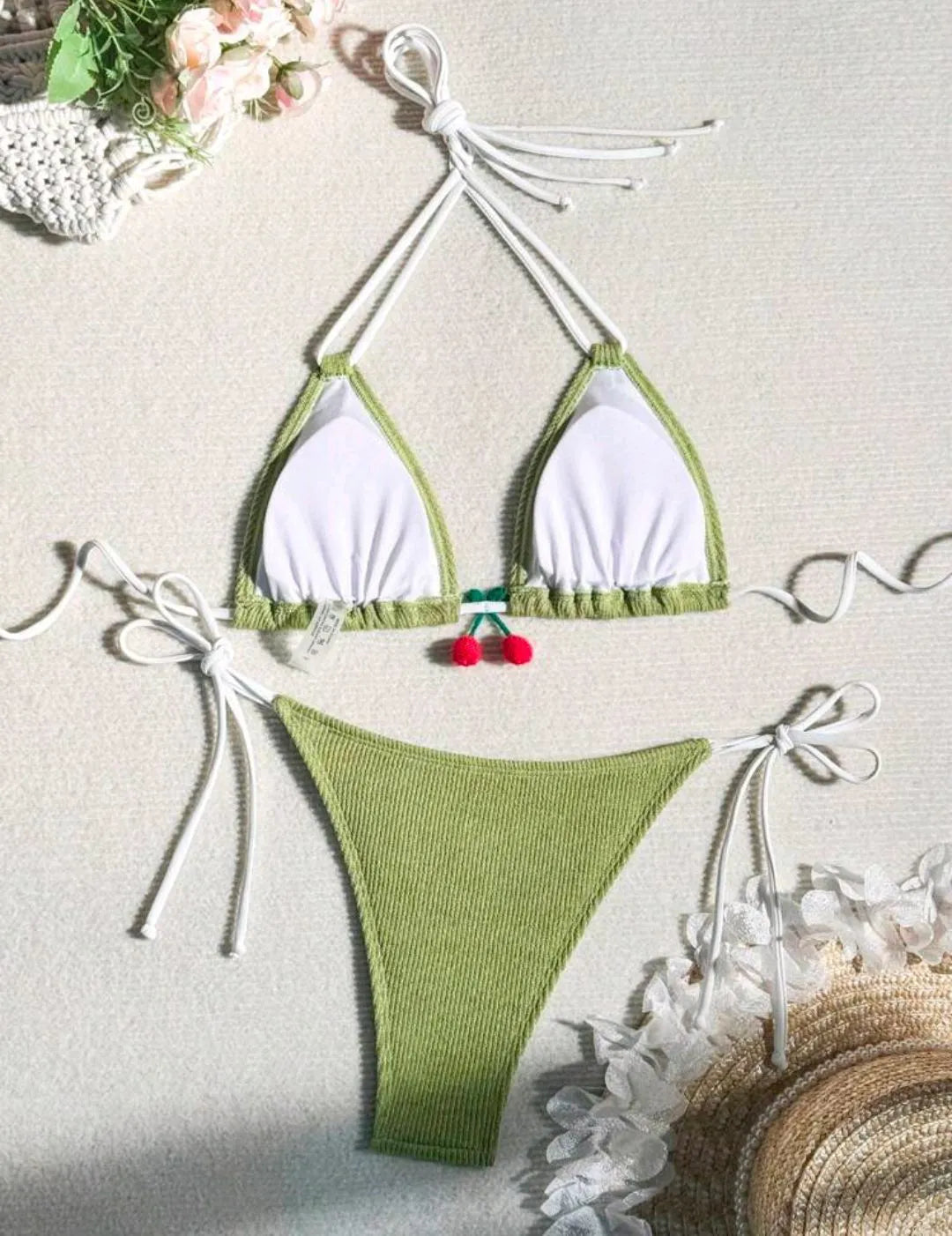 Solid colour backless bikini swimsuit in high elasticity nylon fabric for swimming