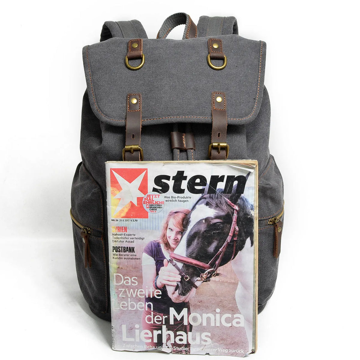 Canvas casual backpack for men with leather trim, 28cm length, 15cm width, 43cm height, ArmyGreen colour