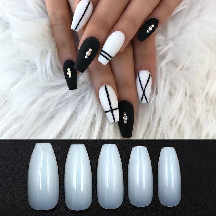 500 clear and natural ABS false nails in ten sizes packed in bags