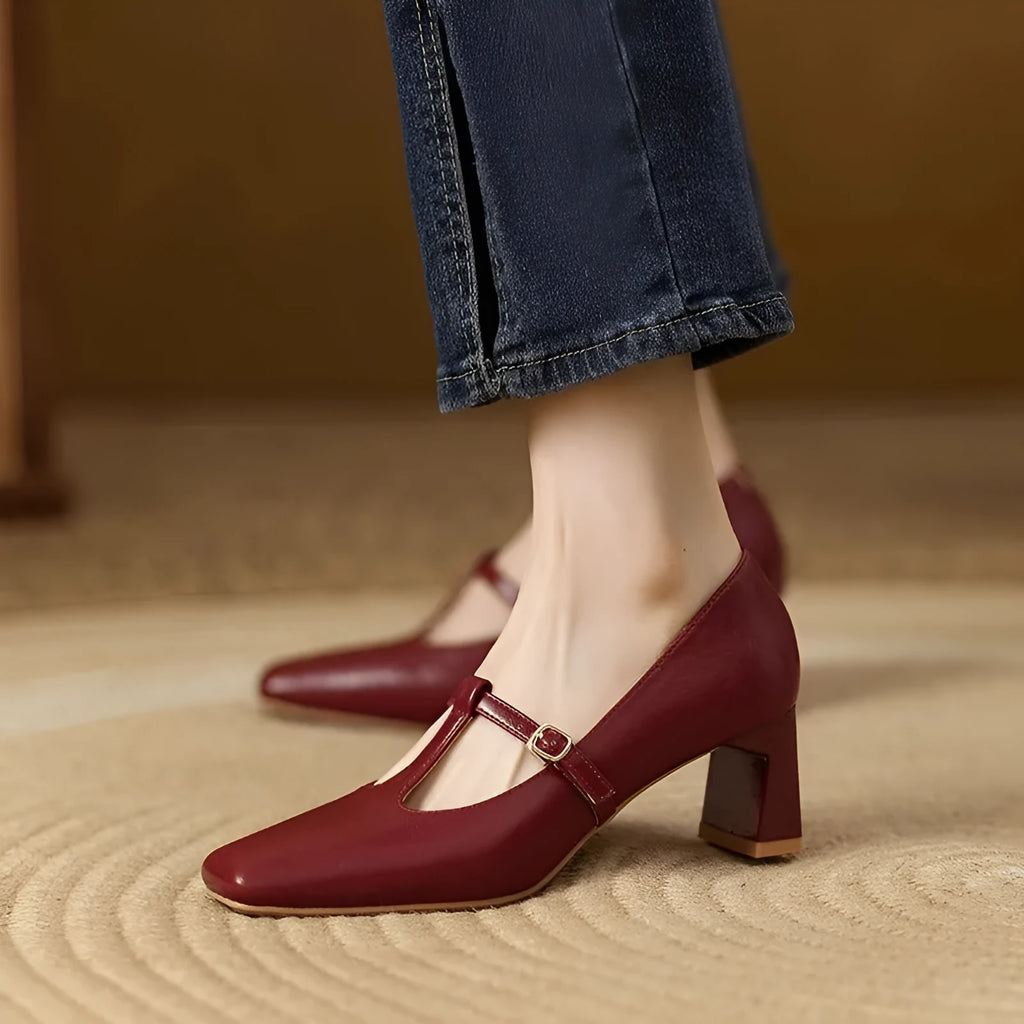 Square toe low-cut chunky heel Mary Jane shoes with buckle closure in apricot colour