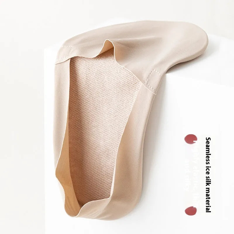 Men's invisible seamless low-cut ankle socks in ice silk and cotton fabric