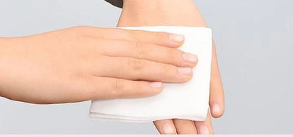 Pack of 80 thick, super soft non-irritating baby wipes, perfect for sensitive skin