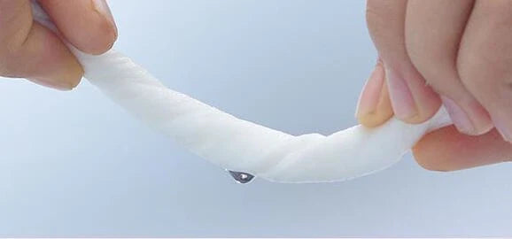 Pack of 80 thick, super soft non-irritating baby wipes, perfect for sensitive skin