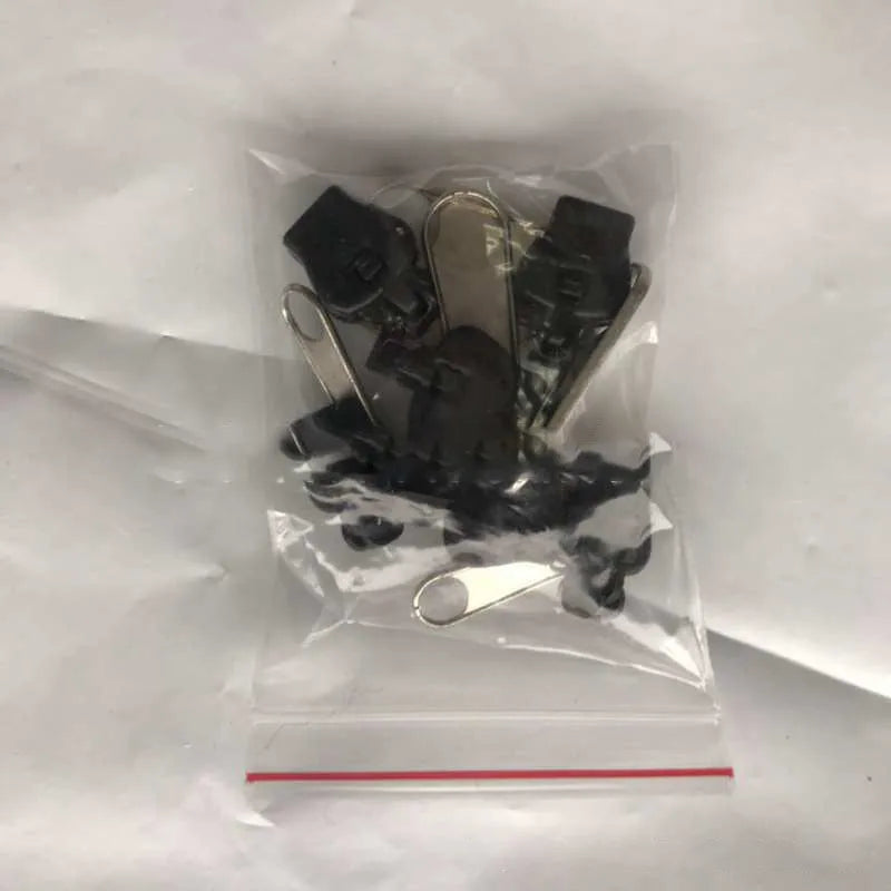 Zipper head replacement kit with plastic body and metal teeth in snap-on design