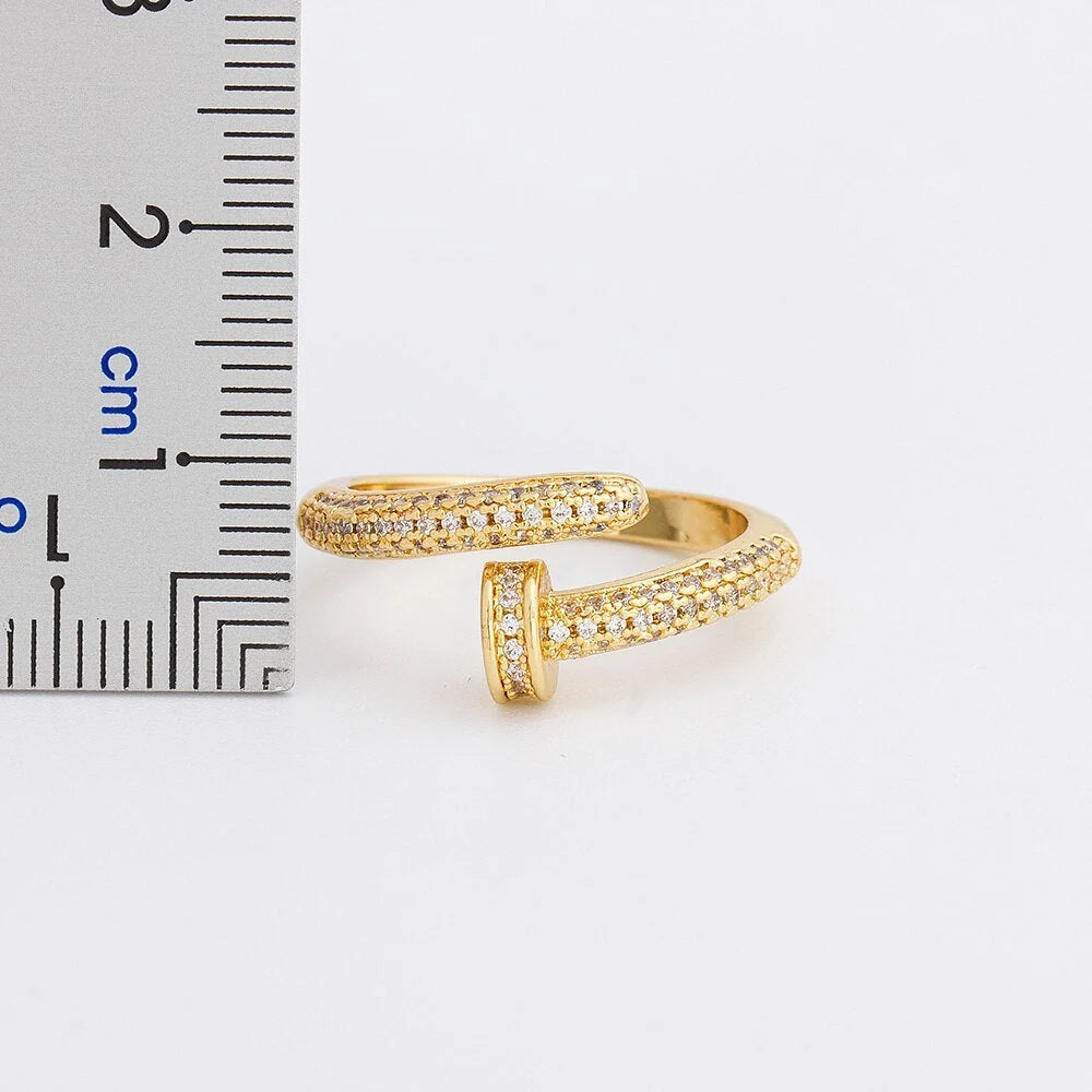 Adjustable geometric nail ring with gold-plated gem inlay, suitable for men and women