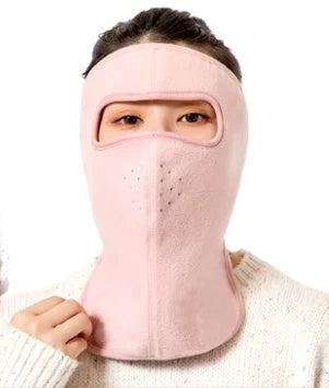 Autumn and winter dust masks in various colours for breathability and warmth