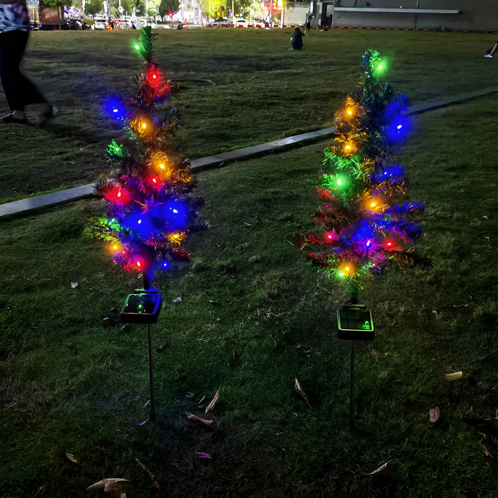 Solar Christmas tree lamp in garden, IP65 waterproof ABS plastic decoration with festive glow