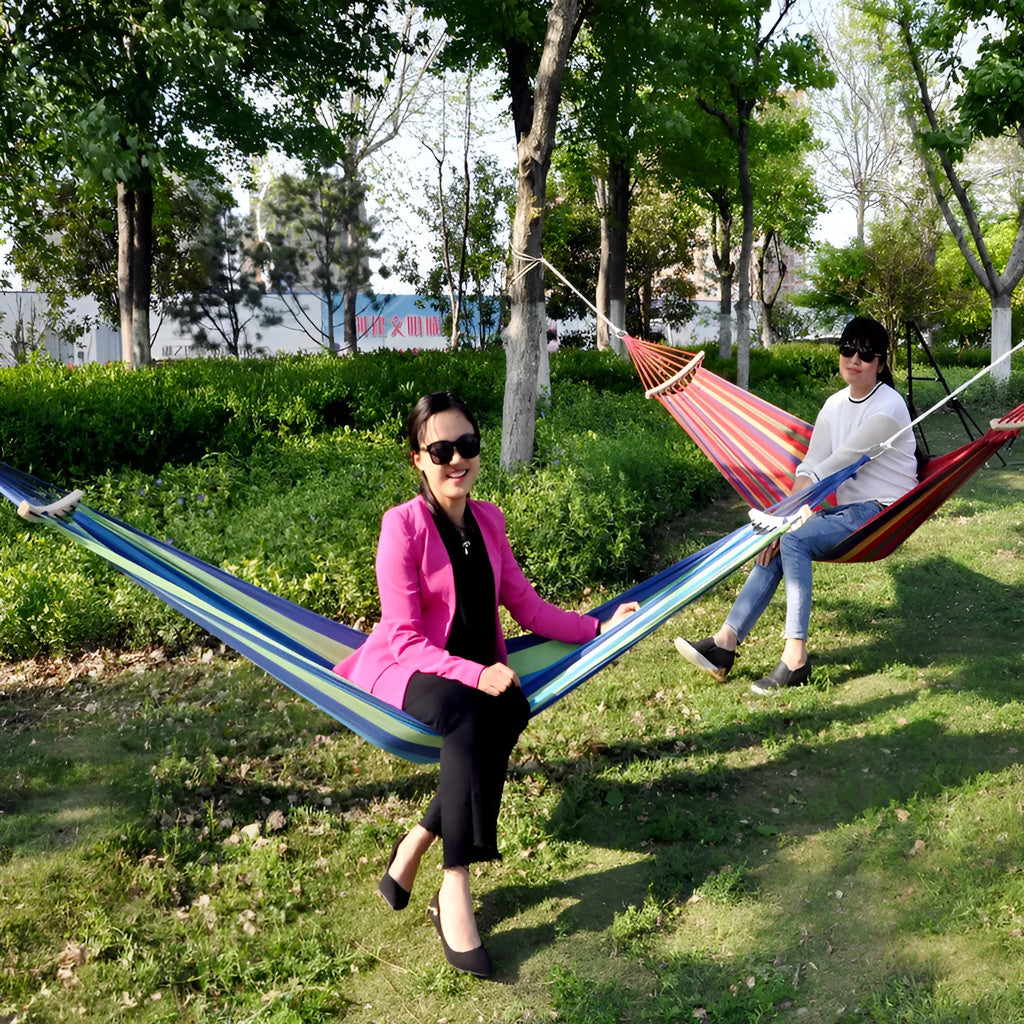 Red anti-flip single canvas striped buckle hammock for camping outdoor relaxation