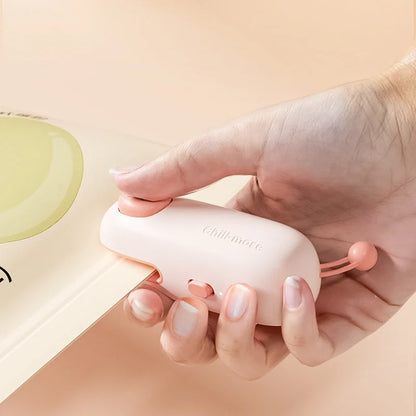 USB rechargeable mini bag sealer with cartoon design for sealing plastic and snack bags