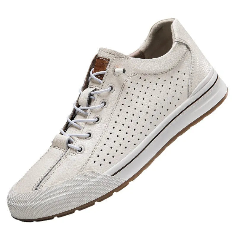Men's white breathable shoes with round toe and flat 6CM heel on a plain background