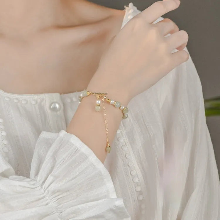 Natural Hetian jade pearl pendant women's bracelet with gold alloy electroplated finish in Chinese style