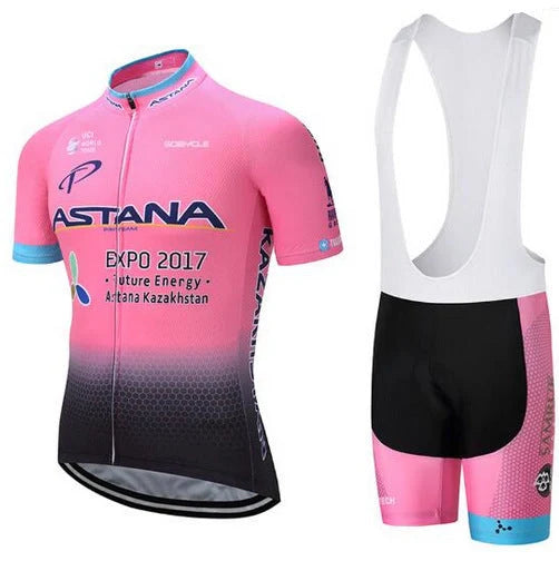 Cycling jersey in various colours with moisture-wicking fabric