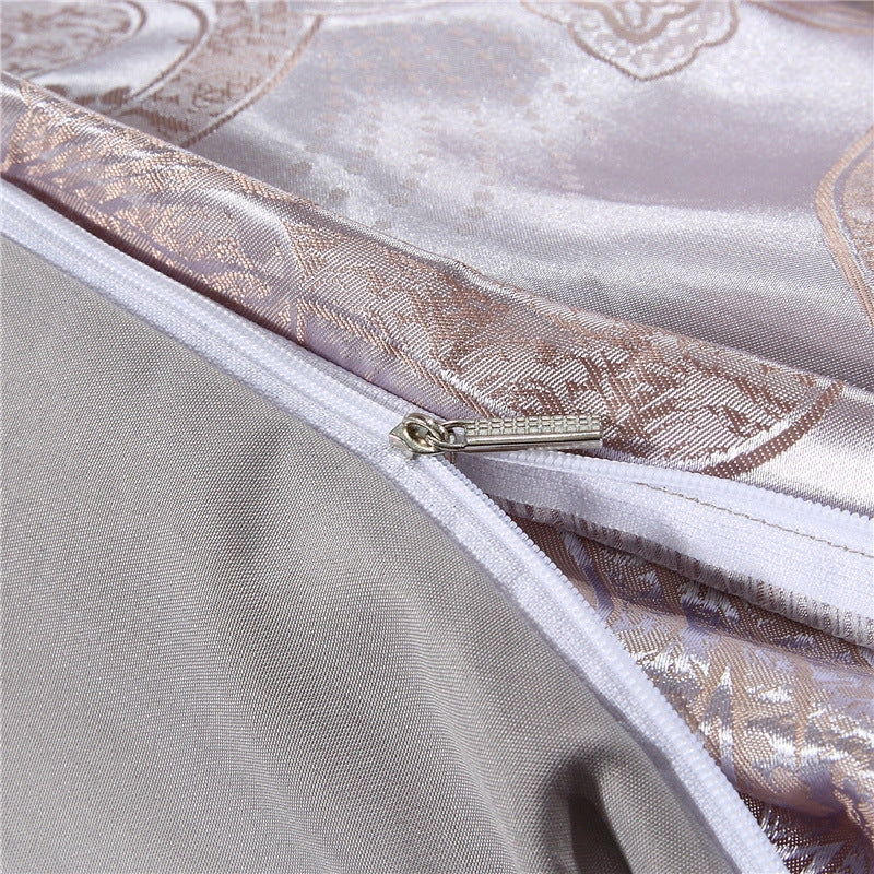 Four-piece jacquard bedding set in vibrant colours, made from durable polyester fibre