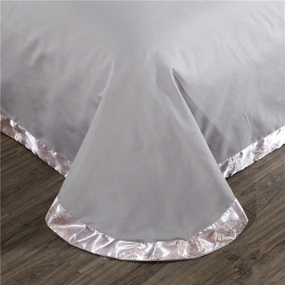 Four-piece jacquard bedding set in vibrant colours, made from durable polyester fibre