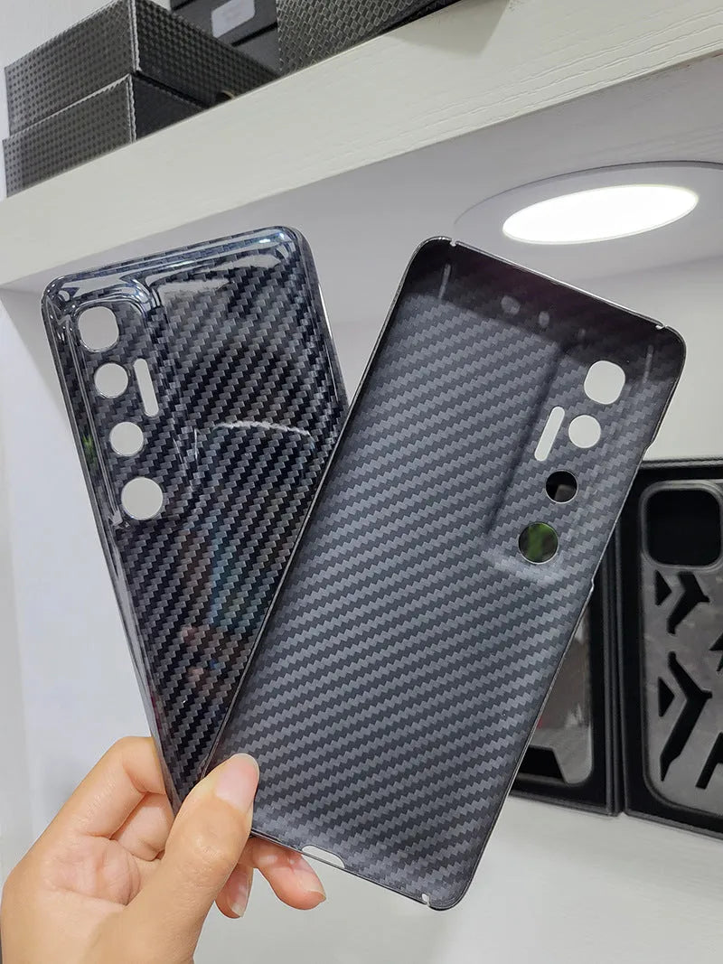 Black Kevlar carbon fibre hard case for Xiaomi 10 Ultra with drop-resistant and fingerprint-resistant properties